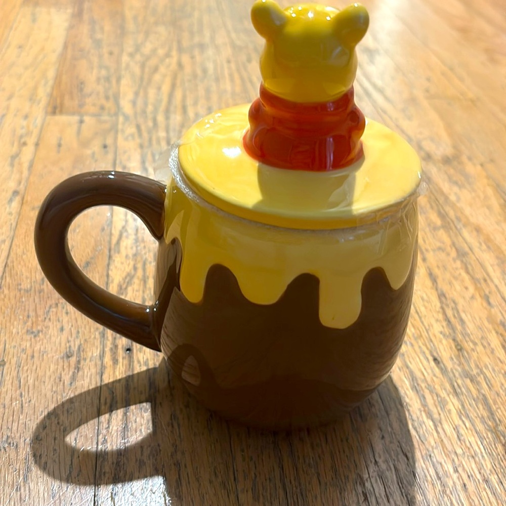 NWT Disney Winnie the Pooh Hunny pot Mug with Lid - Picture 4 of 8